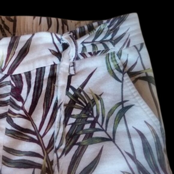 White Linen Blend Baggy Summer Pants Size 2  -- - Picture 2 of 3